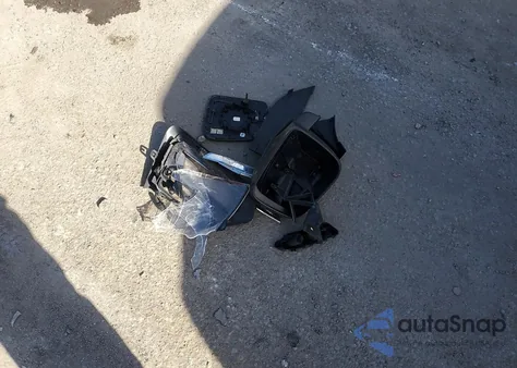 2019 Jeep Grand Cherokee Laredo z USA, uszkodzony, nr VIN 1C4RJEAG0KC700860